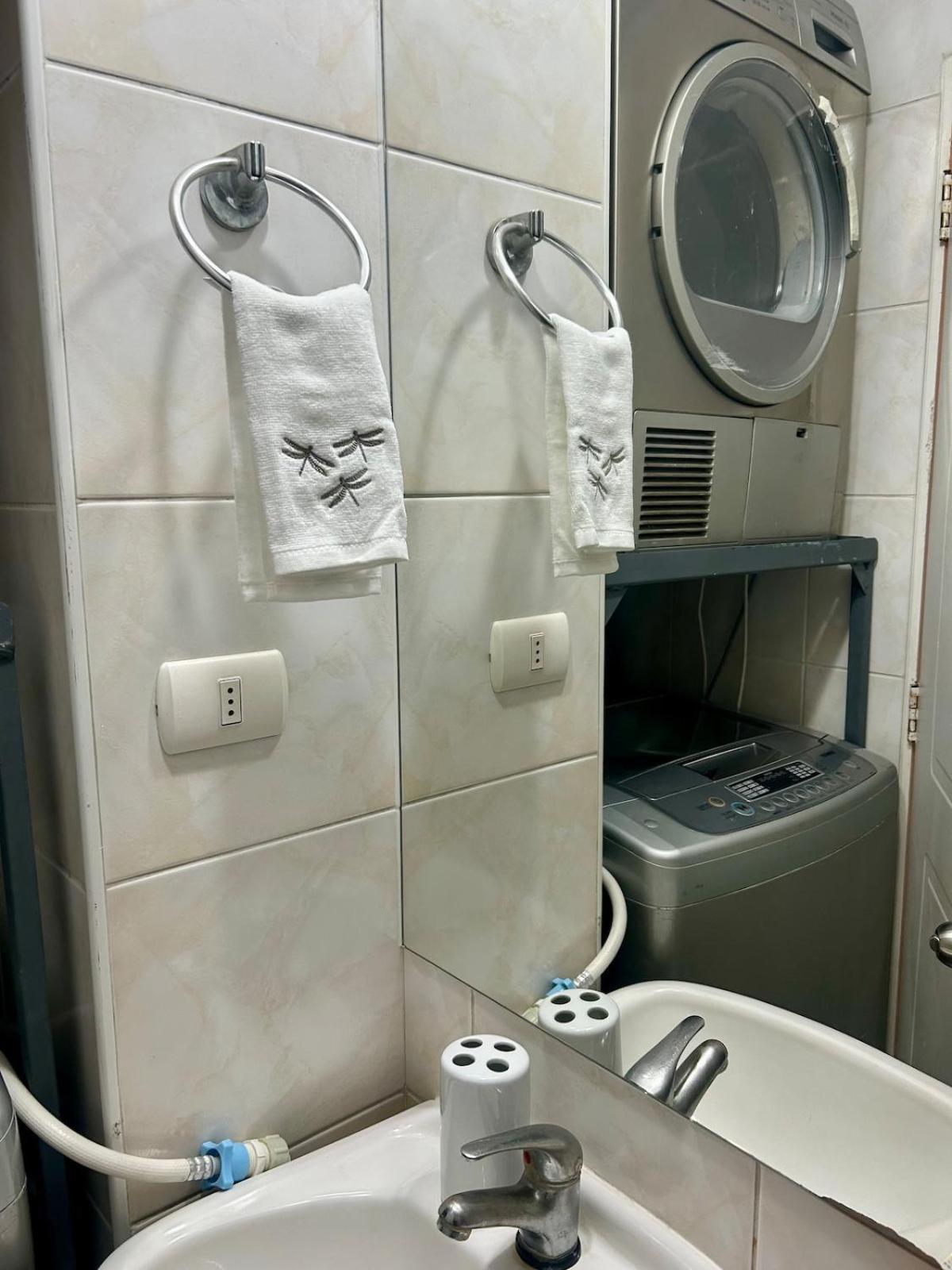 Departamento A Pasos De Estacion De Metro Tren Parque Bustamante Apartamento *